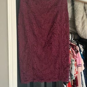 Express lace pencil skirt